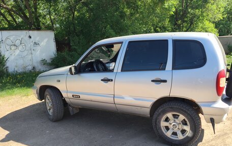 Chevrolet Niva I рестайлинг, 2004 год, 290 000 рублей, 4 фотография