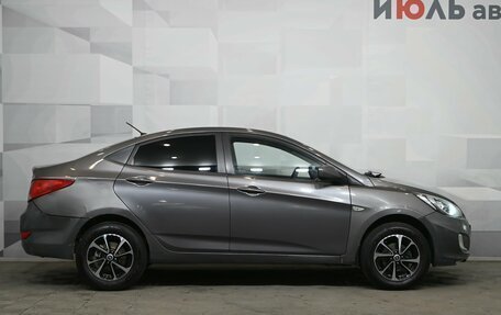 Hyundai Solaris II рестайлинг, 2012 год, 400 000 рублей, 5 фотография