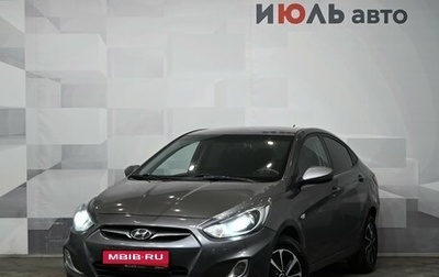 Hyundai Solaris II рестайлинг, 2012 год, 400 000 рублей, 1 фотография