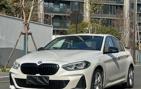BMW 1 серия, 2022 год, 1 445 800 рублей, 1 фотография