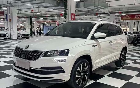 Skoda Karoq I, 2022 год, 1 866 000 рублей, 1 фотография
