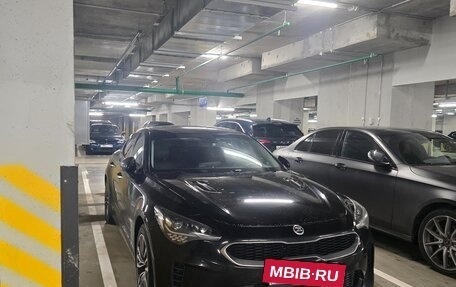 KIA Stinger I, 2018 год, 2 600 000 рублей, 8 фотография