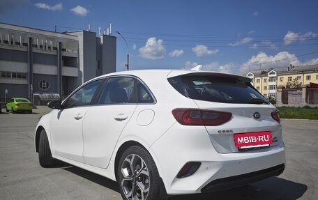 KIA cee'd III, 2018 год, 1 100 000 рублей, 6 фотография