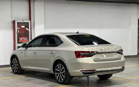 Skoda Superb III рестайлинг, 2023 год, 1 740 888 рублей, 6 фотография
