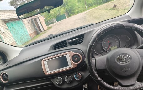 Toyota Vitz, 2013 год, 540 000 рублей, 6 фотография