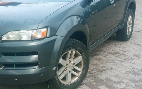 Isuzu Axiom, 2003 год, 630 000 рублей, 2 фотография