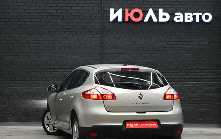 Renault Megane III, 2012 год, 900 000 рублей, 4 фотография