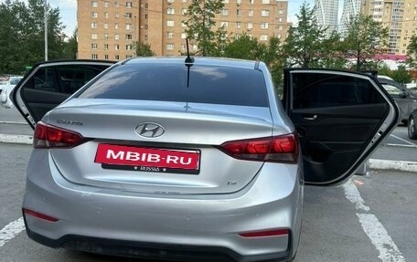 Hyundai Solaris II рестайлинг, 2017 год, 870 000 рублей, 9 фотография
