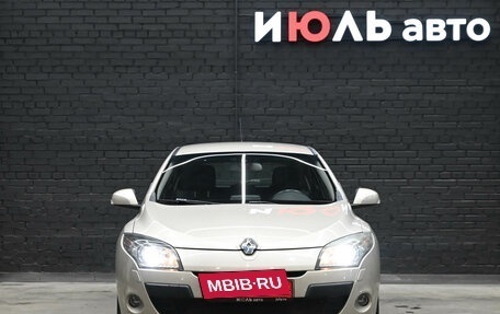 Renault Megane III, 2012 год, 900 000 рублей, 2 фотография