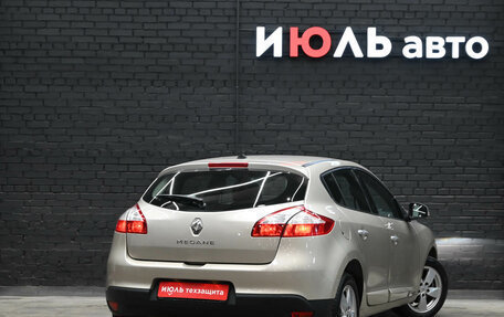 Renault Megane III, 2012 год, 900 000 рублей, 7 фотография