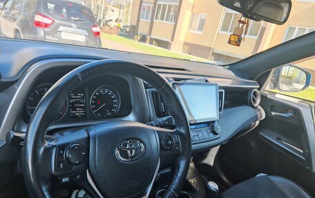 Toyota RAV4, 2016 год, 2 375 000 рублей, 9 фотография