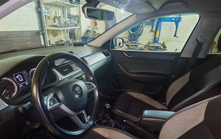 Skoda Rapid I, 2017 год, 750 000 рублей, 6 фотография