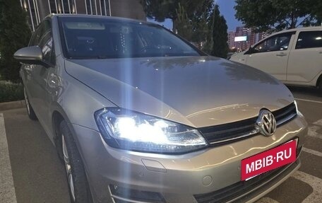 Volkswagen Golf VII, 2013 год, 990 000 рублей, 26 фотография