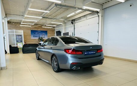 BMW 5 серия, 2019 год, 4 299 900 рублей, 4 фотография