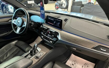 BMW 5 серия, 2019 год, 4 299 900 рублей, 13 фотография
