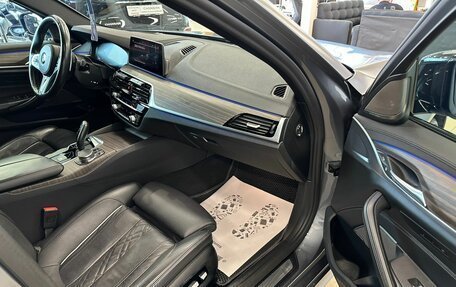 BMW 5 серия, 2019 год, 4 299 900 рублей, 12 фотография