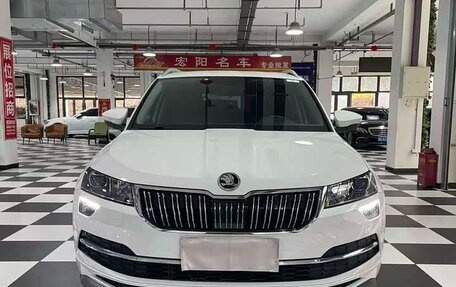 Skoda Karoq I, 2022 год, 1 866 000 рублей, 2 фотография