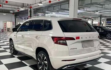 Skoda Karoq I, 2022 год, 1 866 000 рублей, 6 фотография