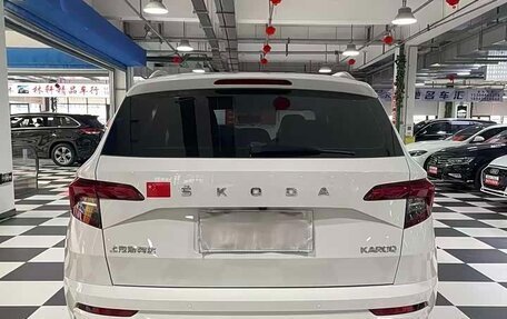 Skoda Karoq I, 2022 год, 1 866 000 рублей, 5 фотография