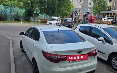KIA Rio III рестайлинг, 2012 год, 550 000 рублей, 2 фотография