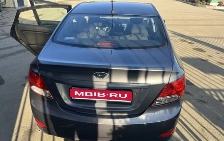 Hyundai Solaris II рестайлинг, 2014 год, 850 000 рублей, 4 фотография