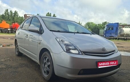 Toyota Prius, 2007 год, 800 000 рублей, 1 фотография