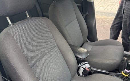 Ford Focus IV, 2004 год, 215 000 рублей, 11 фотография