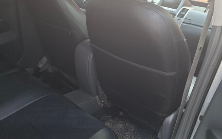 Toyota Prius, 2007 год, 800 000 рублей, 7 фотография