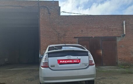 Toyota Prius, 2007 год, 800 000 рублей, 5 фотография