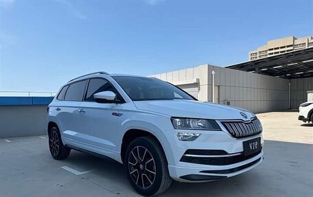 Skoda Karoq I, 2022 год, 1 930 000 рублей, 3 фотография