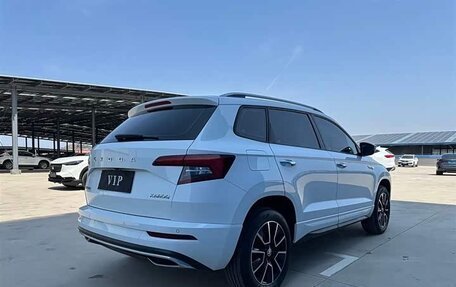 Skoda Karoq I, 2022 год, 1 930 000 рублей, 4 фотография