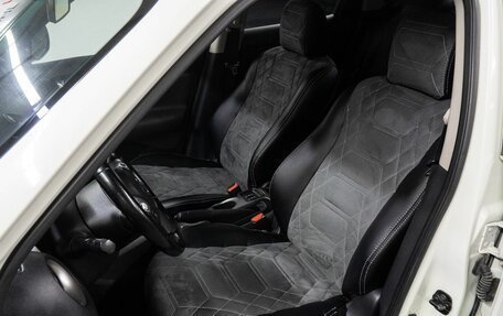 Nissan Juke II, 2011 год, 990 000 рублей, 15 фотография