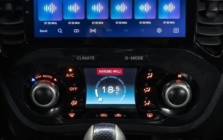 Nissan Juke II, 2011 год, 990 000 рублей, 22 фотография