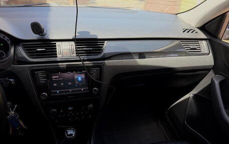 Skoda Rapid I, 2018 год, 1 500 000 рублей, 21 фотография