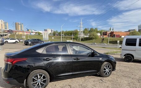Hyundai Solaris II рестайлинг, 2021 год, 1 749 000 рублей, 4 фотография