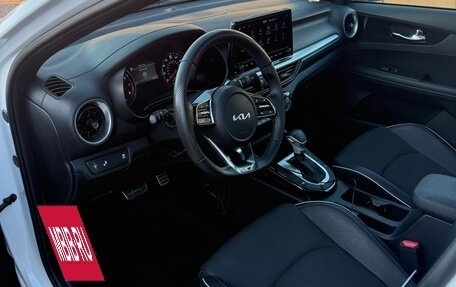 KIA Cerato IV, 2022 год, 2 350 000 рублей, 14 фотография