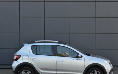 Renault Sandero II рестайлинг, 2022 год, 1 350 000 рублей, 4 фотография