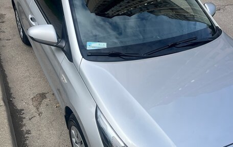 Hyundai Solaris II рестайлинг, 2021 год, 1 600 000 рублей, 9 фотография