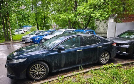 Toyota Camry, 2018 год, 2 700 000 рублей, 3 фотография