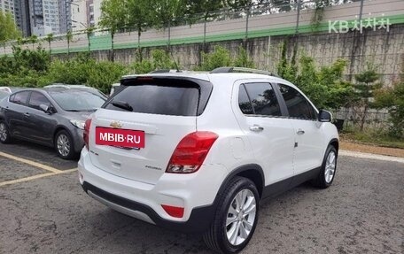 Chevrolet Trax, 2022 год, 965 000 рублей, 4 фотография