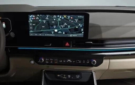 KIA Carnival, 2024 год, 4 370 000 рублей, 12 фотография