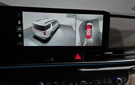 KIA Carnival, 2024 год, 4 370 000 рублей, 15 фотография