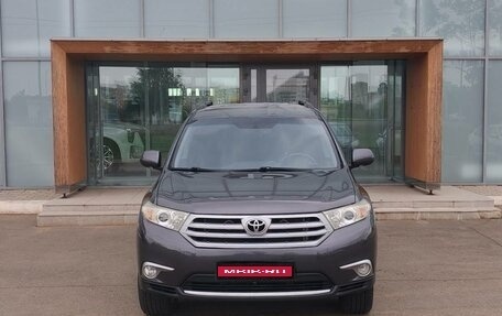 Toyota Highlander III, 2010 год, 1 950 000 рублей, 2 фотография