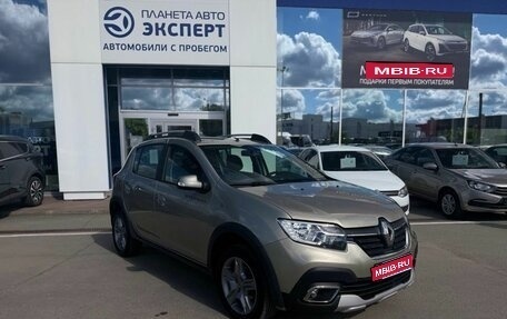 Renault Sandero II рестайлинг, 2021 год, 1 410 000 рублей, 1 фотография