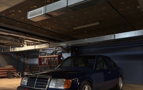Mercedes-Benz E-Класс, 1992 год, 700 000 рублей, 1 фотография