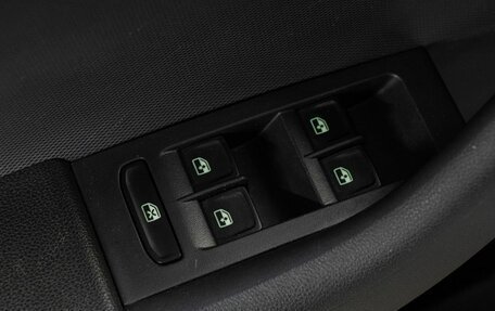 Skoda Rapid I, 2018 год, 1 099 000 рублей, 12 фотография