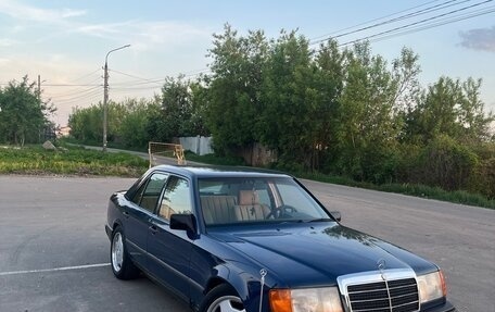 Mercedes-Benz E-Класс, 1992 год, 700 000 рублей, 9 фотография