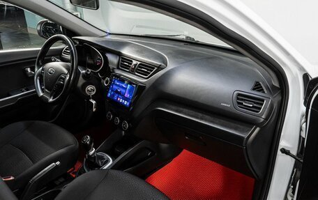 KIA Rio III рестайлинг, 2017 год, 859 000 рублей, 15 фотография