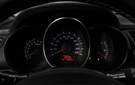 KIA Rio III рестайлинг, 2017 год, 859 000 рублей, 23 фотография