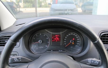 Volkswagen Polo VI (EU Market), 2013 год, 784 000 рублей, 14 фотография